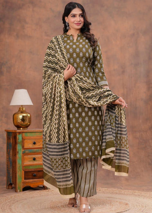 Kurta Set With Cotton Dupatta