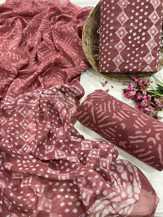 Cotton Suit With Chiffon Dupatta